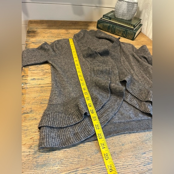 🩶 REPEAT - gray Ruffled Cardigan - Size S (38) - Picture 12 of 12